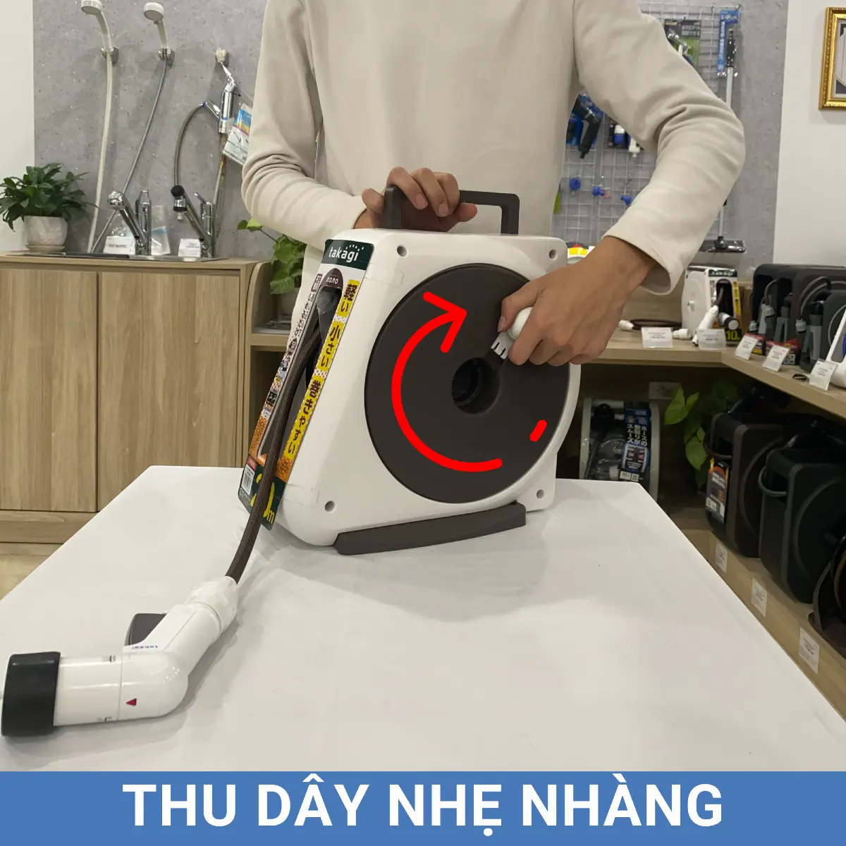 bo voi tuoi cay takagi aurora nano rm220br thu day nhe nhang